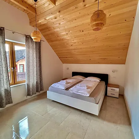 Alps Apartments Kranjska Gora Exterior photo